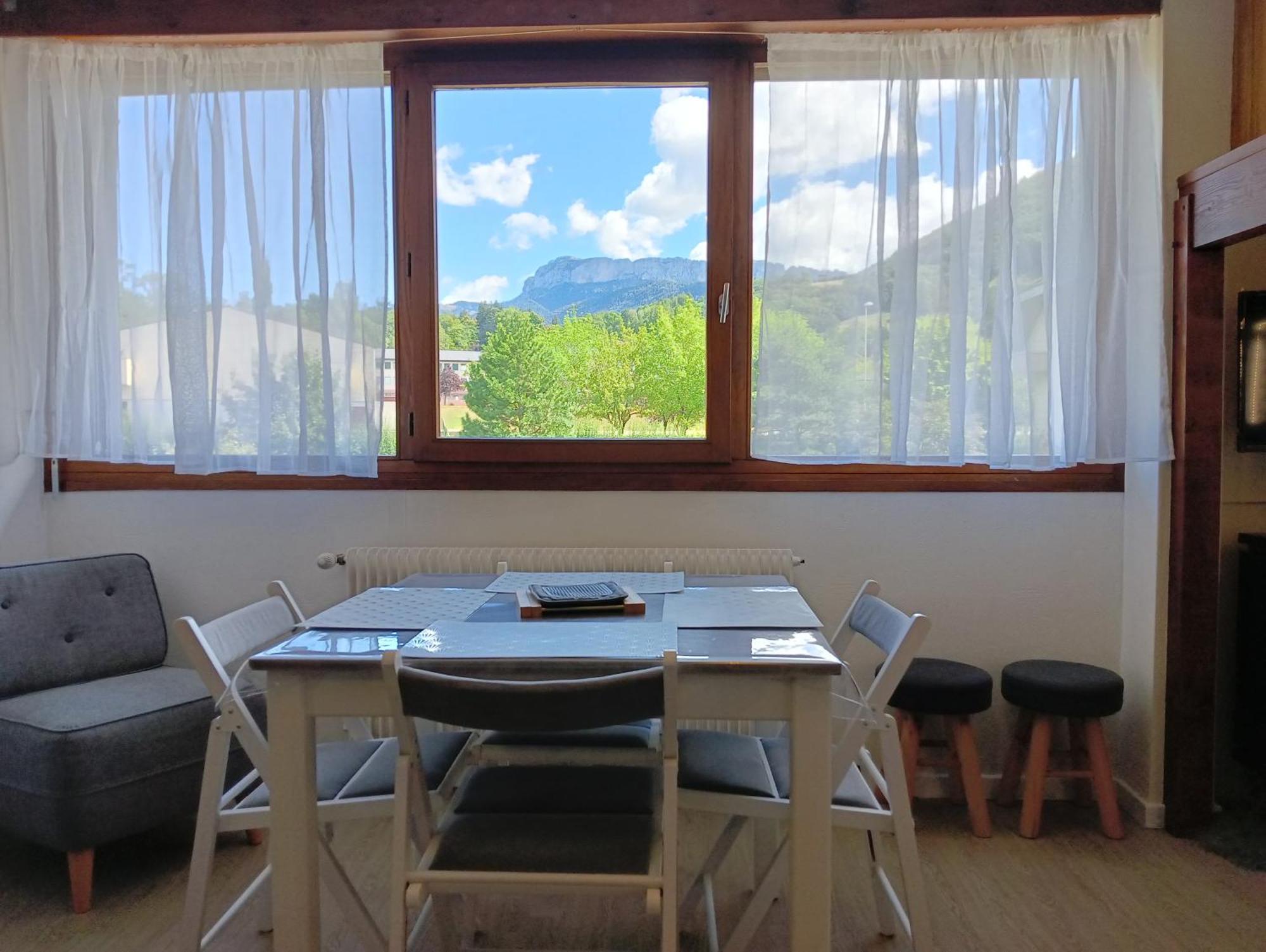 Studio 26m2 proche du lac Annecy Esterno foto